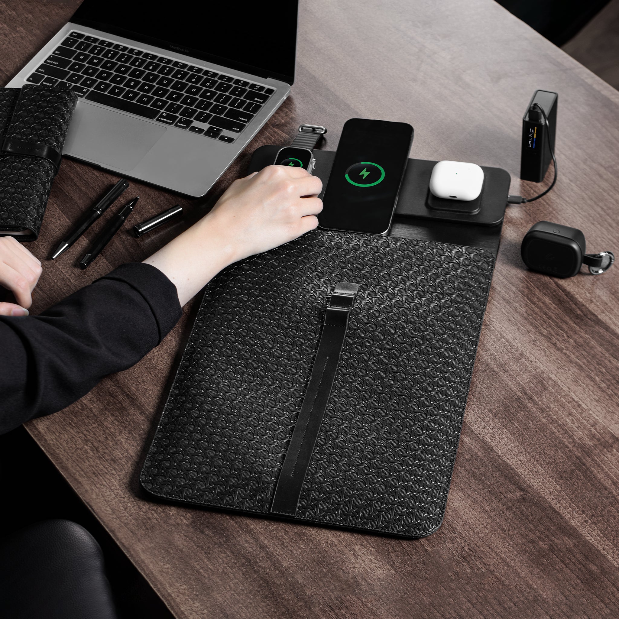 Andalusian Tech. Laptop Sleeve Set